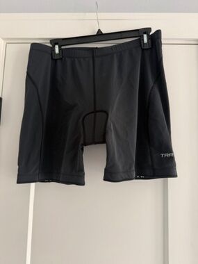 TRAYL Bike Shorts Women's 4.5" Size XL Cycling Liner All Black Padded EUC